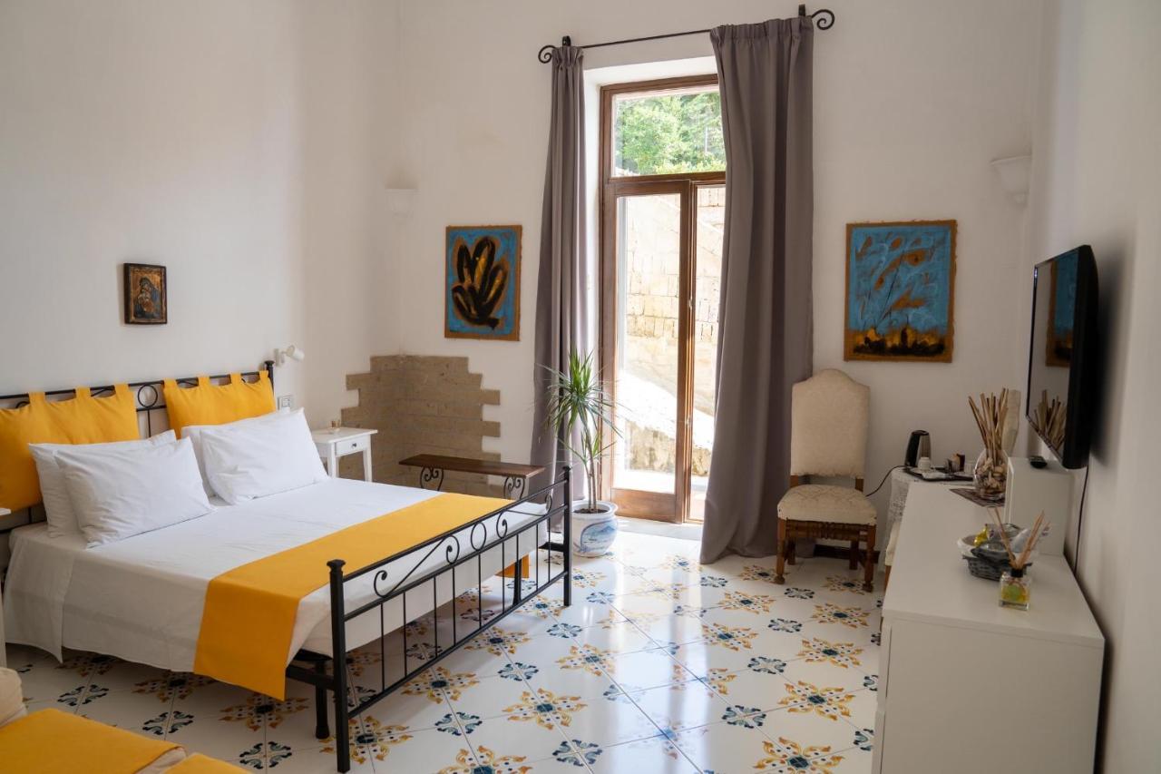 Le Stanze Di Sissi - Luxury Suites Naples Extérieur photo