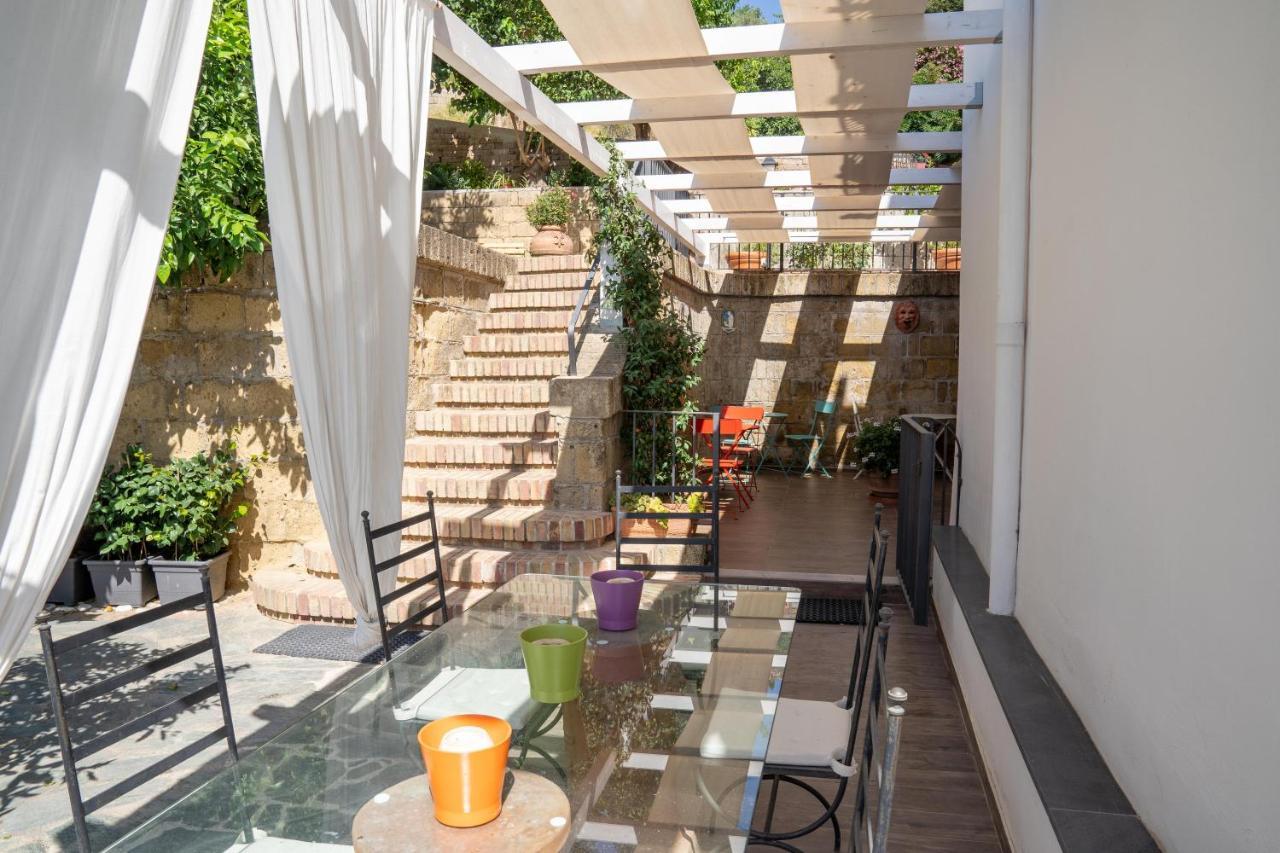 Le Stanze Di Sissi - Luxury Suites Naples Extérieur photo