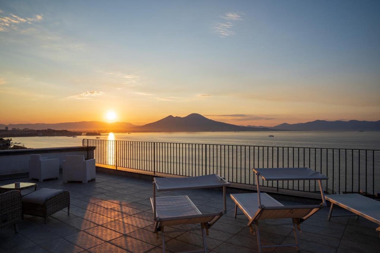 Le Stanze Di Sissi - Luxury Suites Naples Extérieur photo