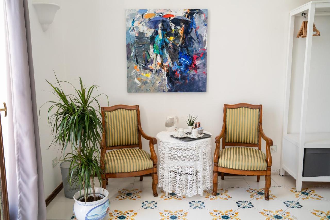 Le Stanze Di Sissi - Luxury Suites Naples Extérieur photo